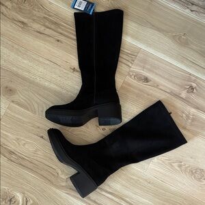 Black Knee-High Women's Boots
